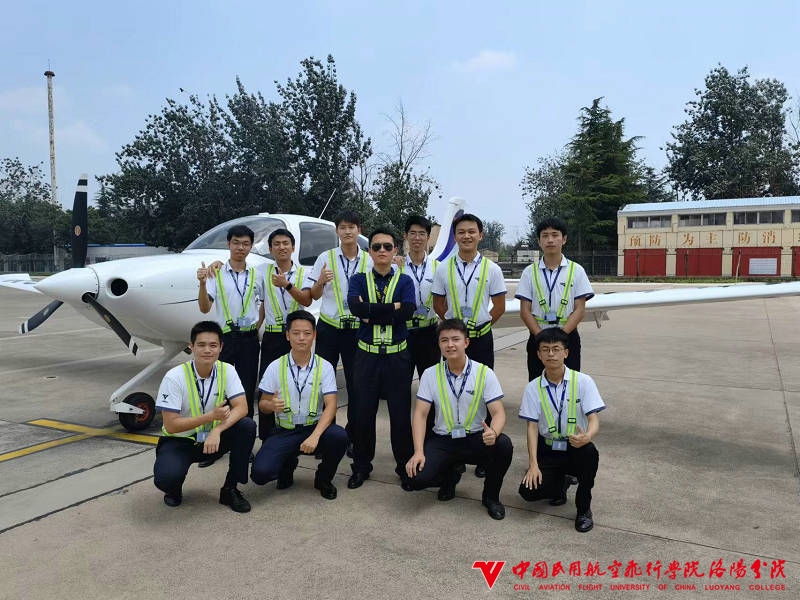 培育低空经济人才！15天无人机免费培训开班(图1)