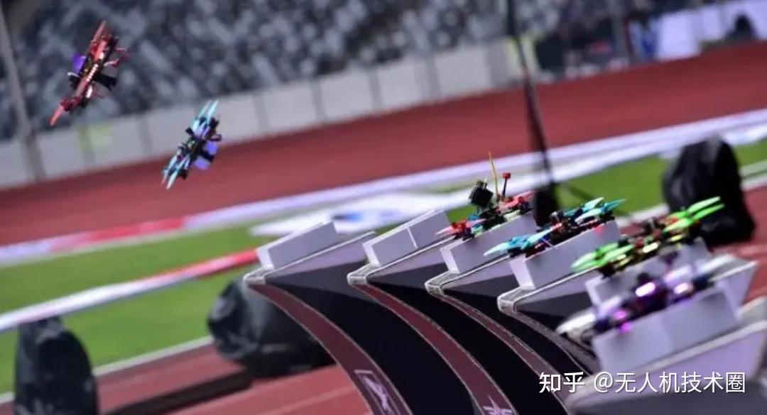 400余名学生竞技石拐区青少年人工智能科技大赛(图1)